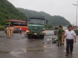 Ninh Bình: Va chạm xe tải, nữ du khách nước ngoài tử vong 
