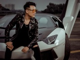 Rapper Ashi khoe vẻ phong trần lãng tử bên “siêu bò tót” Lamborghini 20 tỷ