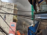 Hà Nội: Cháy lớn tại quán tạp hóa trên phố Mễ Trì Thượng