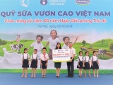 Hơn 60.000 cây xanh và 119.000 ly sữa Vinamilk dành tặng cho trẻ em Hà Nội