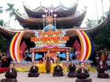 Khai hội chùa Hương: 'Lễ hội kỷ cương - văn minh du lịch'