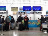 Tạm dừng chính sách miễn thị thực đối với công dân Hàn Quốc 