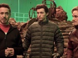 Tom Holland và Chris Pratt đùa giỡn không ngừng trong clip hậu trường lồng tiếng Onward