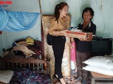 Thương hiệu và Pháp luật sẻ chia yêu thương với các gia đình khó khăn tại Hà Tĩnh