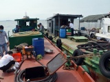 Hải Phòng: Xử lý tàu sang mạn dầu trái phép trên biển