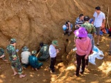 Tìm thấy hố chôn tập thể 17 chiến sĩ đặc công hy sinh