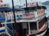 Quảng Ninh: Tàu Âu Lạc 18 bị tố “chặt chém” khách du lịch