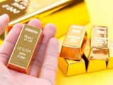 Giá vàng và ngoại tệ ngày 15/7: Vàng tăng, USD giảm tiếp trước lạm phát