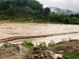 4 bản làng ở Thanh Hóa bị cô lập trong nước lũ