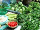 Thị trường rau xanh tăng giá mạnh giữa mùa dịch