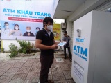Hôm nay 'ATM khẩu trang' miễn phí đầu tiên đi vào hoạt động tại TP HCM