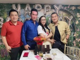 Lý Nhã Kỳ tổ chức sinh nhật cho Nguyễn Hưng tại nhà riêng