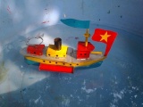 Tàu thủy sắt tây - đồ chơi 'công nghệ' độc đáo Made in Việt Nam 