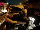 TPHCM: Ôtô 7 chỗ tông 5 xe đang dừng trước đèn đỏ