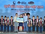 Quỹ sữa vươn cao Việt Nam và Vinamilk chung tay chăm sóc trẻ em khó khăn tỉnh Phú Yên