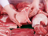 Giá lợn hơi ngày 8/10 tiếp tục giảm 1.000 - 2.000 đồng/kg