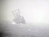 Cứu nạn tàu Panama trước nguy cơ bị chìm trên biển Bình Thuận
