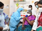 Ấn Độ chính thức phân phối lô vaccine ngừa Covid-19 đầu tiên