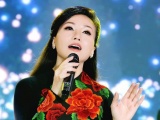 “Nữ hoàng nhạc sến Miền Tây” Hoàng Châu công bố loạt ảnh hiếm