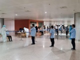 TP.HCM: Xét nghiệm Covid-19 với hơn 400 nhân viên sân bay Tân Sơn Nhất 