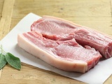 Giá lợn hơi ngày 3/5 biến động 1.000 đồng/kg trên cả nước