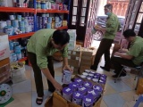 Thái Bình: Tạm giữ gần 500 hộp sữa bột và mỹ phẩm không rõ nguồn gốc 