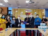 Bộ Y tế tiếp nhận 200.000 khẩu trang N95 để hỗ trợ cho Campuchia