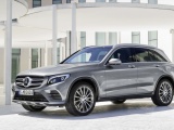 Mercedes-Benz triệu hồi gần 270.000 chiếc GLC và C-Class