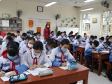 Học sinh Thái Nguyên tạm dừng đến trường vì liên quan ca mắc COVID-19