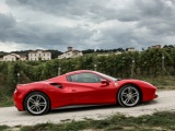 Triệu hồi gần 10.000 siêu xe Ferrari vì lỗi rò rỉ dầu phanh