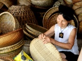 Giữ gìn nghề đan lát truyền thống Ba Đông