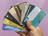 Ngân hàng đồng loạt đổi thẻ từ ATM sang thẻ chip