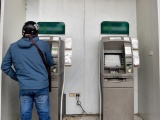 Không còn cảnh xếp hàng đợi rút tiền tại các cây ATM dịp cận Tết