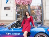 Á hậu Kim Duyên mở tiệm hoa tươi với dịch vụ vận chuyển bằng siêu xe