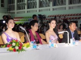 Hoa hậu Doanh nhân Đào Ái Nhi ngồi ghế nóng 
