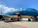 HoSE cảnh báo cổ phiếu Vietnam Airlines có nguy cơ bị hủy niêm yết