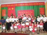Người đẹp Lê Khánh Linh thực hiện dự định dành toàn bộ giải thưởng giúp đỡ trẻ em nghèo