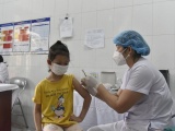 Bộ Y tế thông tin về nguyên nhân thiếu vaccine Moderna tiêm cho trẻ