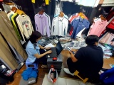 TP.HCM: Thu giữ hàng ngàn sản phẩm nhái 'thương hiệu' tại khu chợ Sài Gòn Square