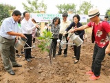 Góp phần cùng Chính phủ thực hiện mục tiêu Net Zero 2050, Vinamilk tiếp tục hành trình trồng cây xanh 