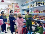 Lạng Sơn: Phát hiện gần 2,5 tấn thực phẩm không rõ nguồn gốc