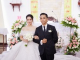 Khánh Thi – Phan Hiển xúc động trong hôn lễ tại nhà thờ
