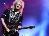 Vua Charles III vinh danh nghệ sĩ guitar của Queen