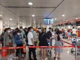 Sây bay Tân Sơn Nhất đón hơn 137.000 khách ngày mùng 4 Tết