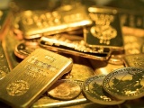 Giá vàng hôm nay 26/1: Vàng thế giới gần đạt đỉnh 9 tháng