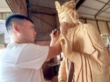 Chuyện của những người nghệ nhân “giữ hồn” làng nghề điêu khắc Dư Dụ
