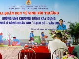 Công ty than Quang Hanh hưởng ứng “Ngày thứ 7 xanh” tại khu tập thể công nhân mỏ