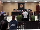 Thanh Hóa: Cặp vợ chồng trẻ cùng mẹ vợ chia nhau 47 năm tù vì “tàng trữ và lưu hành tiền giả” 