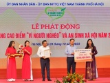 Vietcombank ủng hộ 10 tỷ đồng trong tháng cao điểm ‘Vì người nghèo’ và an sinh xã hội Tp Hà Nội năm 2023