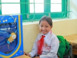 Bảo Việt Nhân Thọ trao 6000 chiếc balo cho trẻ em có hoàn cảnh khó khăn